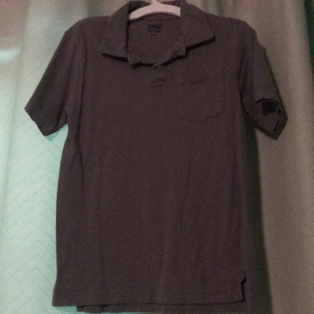 Old navy shirt